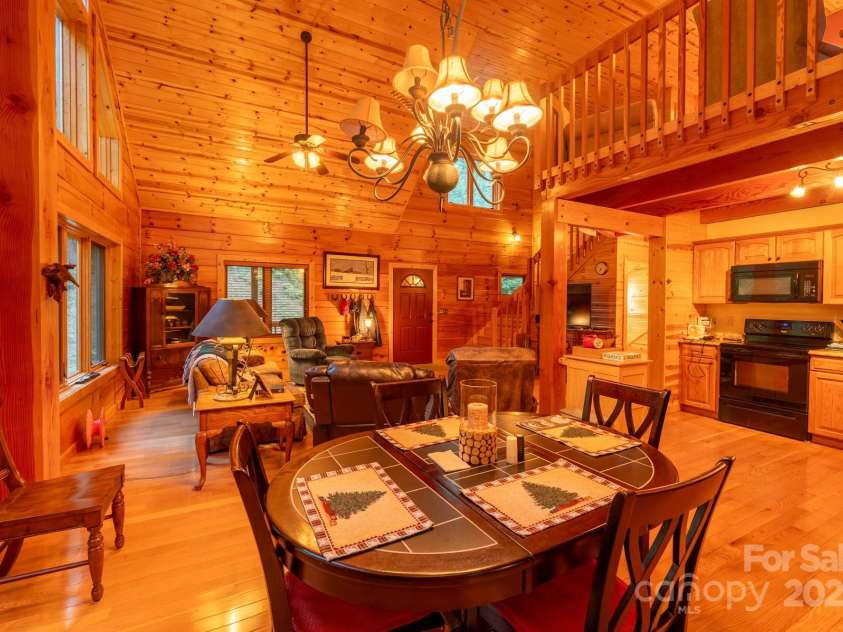 160 Capote Court, Boone, NC 28607.  MLS# CAR4319414, YatesRealty ID 609. 