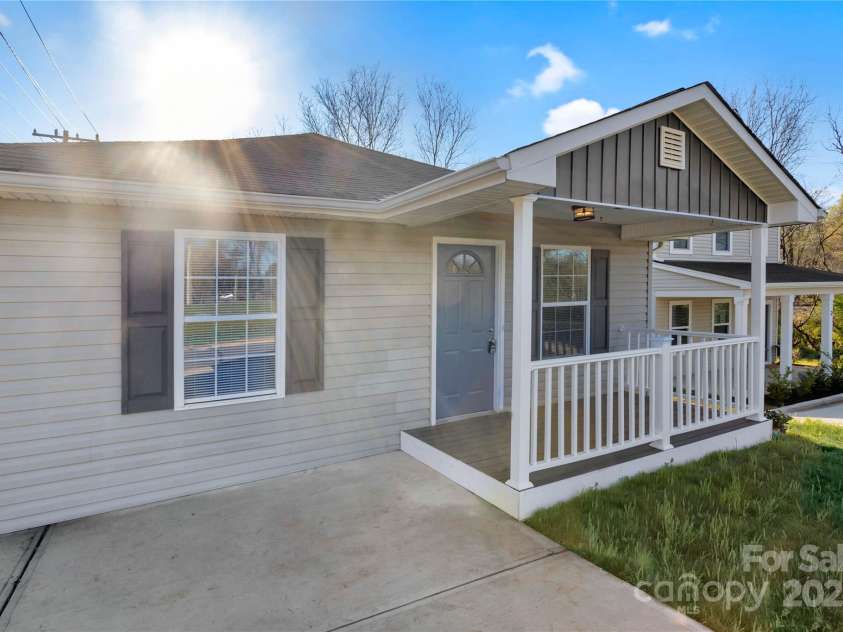 4 Short Street, Belmont, NC 28012.  MLS# CAR4238486, YatesRealty ID 6090. 