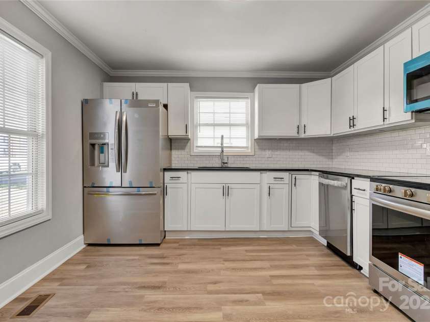 4 Short Street, Belmont, NC 28012.  MLS# CAR4238486, YatesRealty ID 6090. 