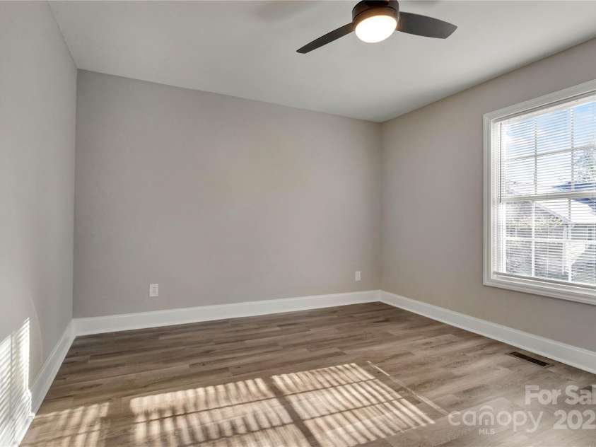 4 Short Street, Belmont, NC 28012.  MLS# CAR4238486, YatesRealty ID 6090. 