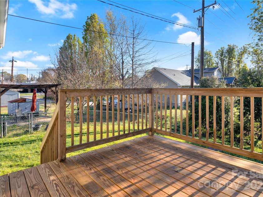 4 Short Street, Belmont, NC 28012.  MLS# CAR4238486, YatesRealty ID 6090. 