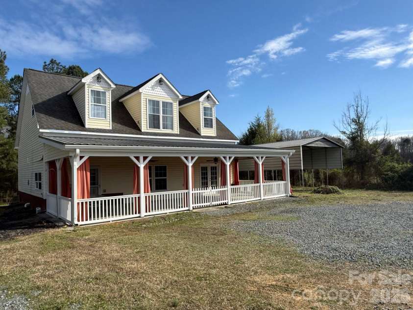 6875 Mount Pleasant Road, Concord, NC 28025.  MLS# CAR4361552, YatesRealty ID 6090. 