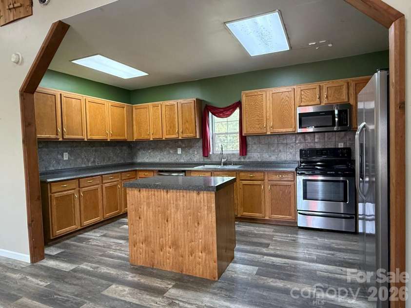 6875 Mount Pleasant Road, Concord, NC 28025.  MLS# CAR4361552, YatesRealty ID 6090. 