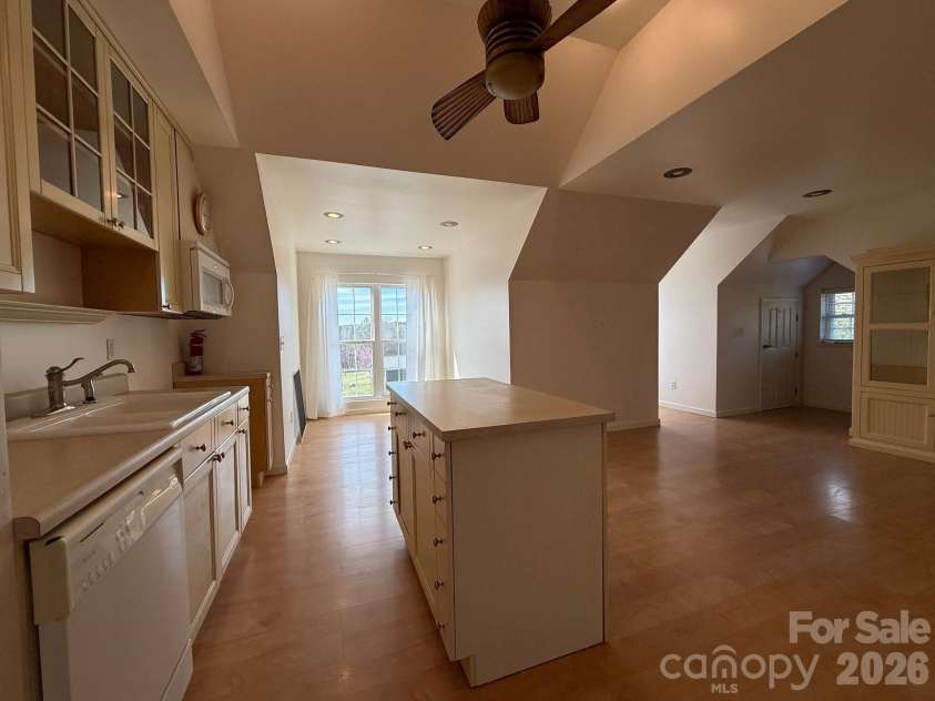 6875 Mount Pleasant Road, Concord, NC 28025.  MLS# CAR4361552, YatesRealty ID 6090. Second floor apartment with kitchen