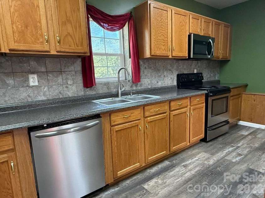 6875 Mount Pleasant Road, Concord, NC 28025.  MLS# CAR4436393, YatesRealty ID 6090. 