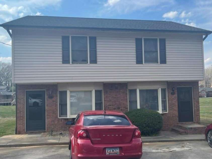 484 Willow Spring Lane, Rock Hill, SC 29730.  MLS# CAR4333403, YatesRealty ID 6091. 