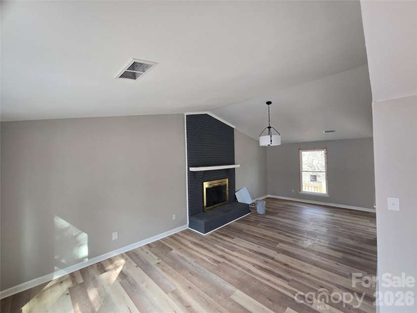 6608 Wagon Oak Road, Charlotte, NC 28212.  MLS# CAR4360214, YatesRealty ID 6091. 