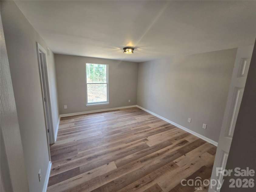 6608 Wagon Oak Road, Charlotte, NC 28212.  MLS# CAR4360214, YatesRealty ID 6091. 