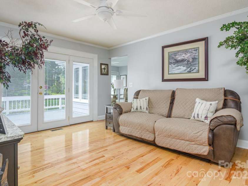 231 Kimberly Ann Drive, Hendersonville, NC 28792.  MLS# CAR4285461, YatesRealty ID 6092. Dining room/den
