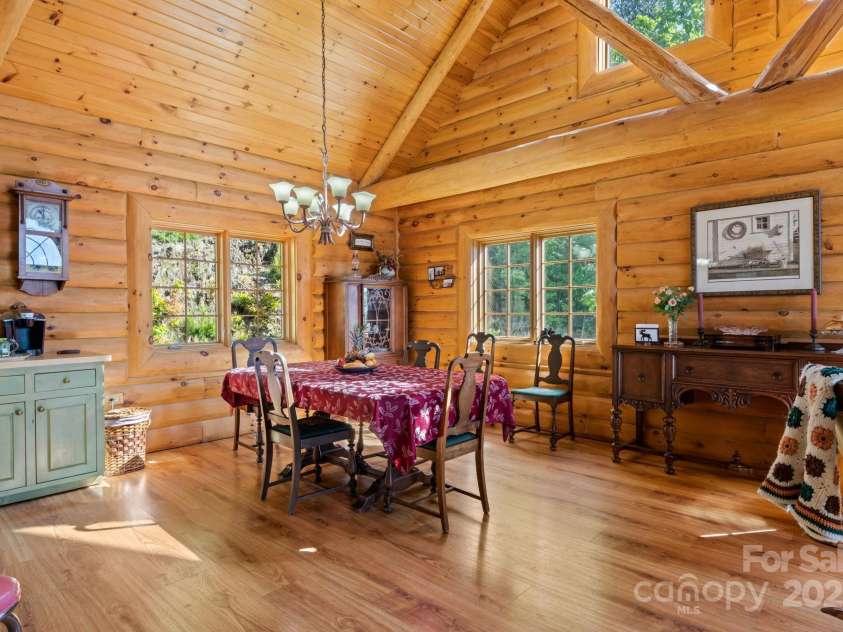 2464 Bridle Ridge Way, Lenoir, NC 28645.  MLS# CAR4026763, YatesRealty ID 6093. 