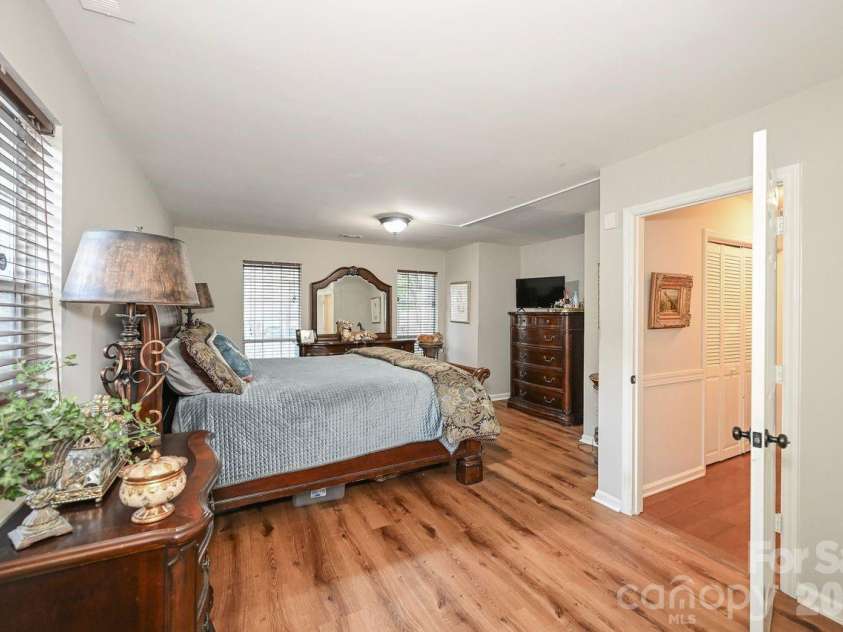 8908 Golf Ridge Drive, Charlotte, NC 28277.  MLS# CAR4358184, YatesRealty ID 6093. 