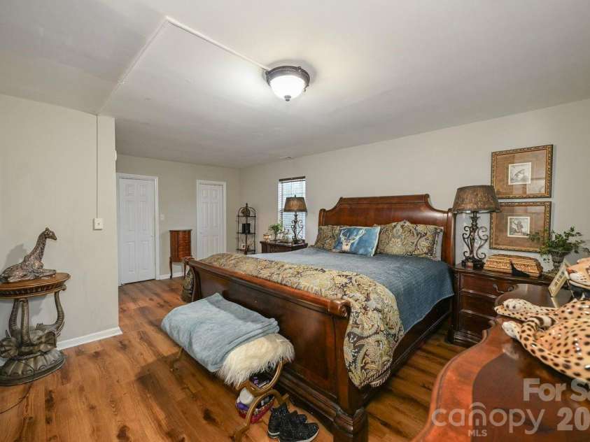 8908 Golf Ridge Drive, Charlotte, NC 28277.  MLS# CAR4358184, YatesRealty ID 6093. 