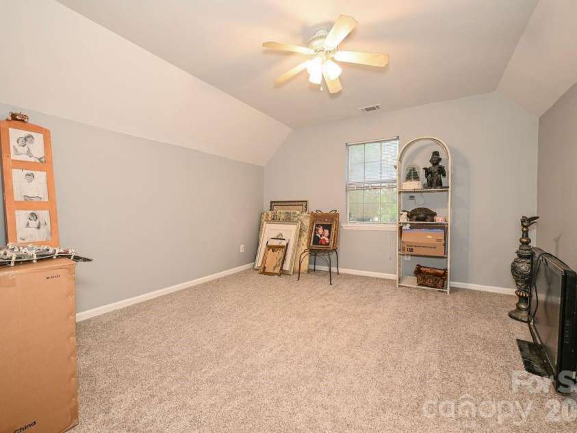 8908 Golf Ridge Drive, Charlotte, NC 28277.  MLS# CAR4358184, YatesRealty ID 6093. 