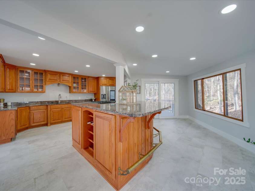2143 Manawa Lane, Tega Cay, SC 29708.  MLS# CAR4264453, YatesRealty ID 6094. 