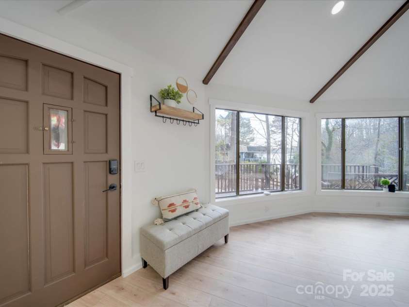 2143 Manawa Lane, Tega Cay, SC 29708.  MLS# CAR4264453, YatesRealty ID 6094. 