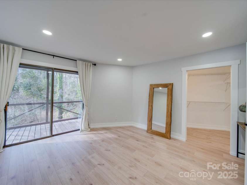 2143 Manawa Lane, Tega Cay, SC 29708.  MLS# CAR4264453, YatesRealty ID 6094. 