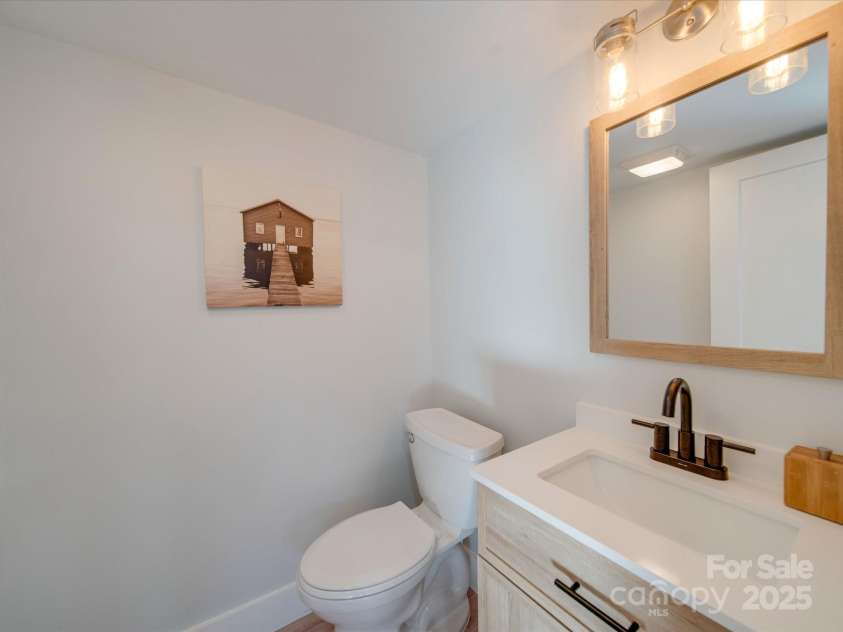 2143 Manawa Lane, Tega Cay, SC 29708.  MLS# CAR4264453, YatesRealty ID 6094. 