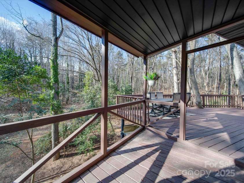 2143 Manawa Lane, Tega Cay, SC 29708.  MLS# CAR4264453, YatesRealty ID 6094. 