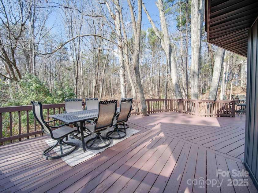 2143 Manawa Lane, Tega Cay, SC 29708.  MLS# CAR4264453, YatesRealty ID 6094. 