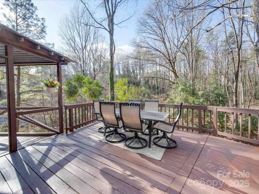 2143 Manawa Lane, Tega Cay, SC 29708.  MLS# CAR4264453, YatesRealty ID 6094. 