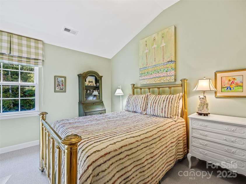 73 Ridgetop Circle, Brevard, NC 28712.  MLS# CAR4307459, YatesRealty ID 6094. Comfortable guest bedroom