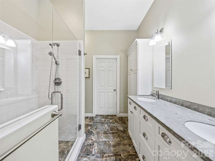 73 Ridgetop Circle, Brevard, NC 28712.  MLS# CAR4419957, YatesRealty ID 6094. 