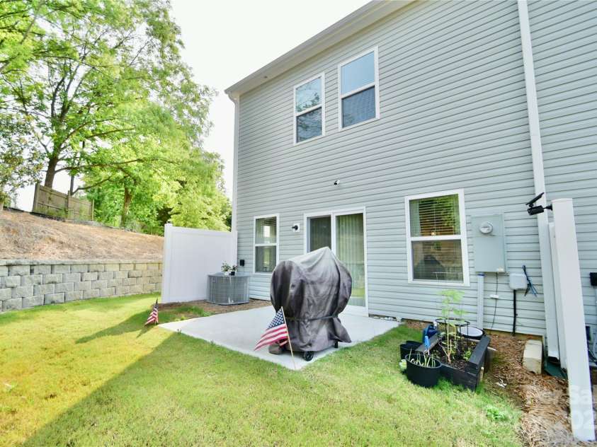 1365 Eagle Claw Drive, Kannapolis, NC 28083.  MLS# CAR4266017, YatesRealty ID 6095. 