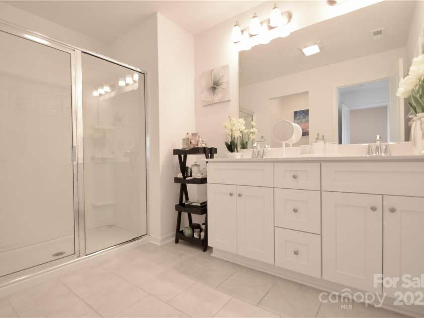 1365 Eagle Claw Drive, Kannapolis, NC 28083.  MLS# CAR4266017, YatesRealty ID 6095. 