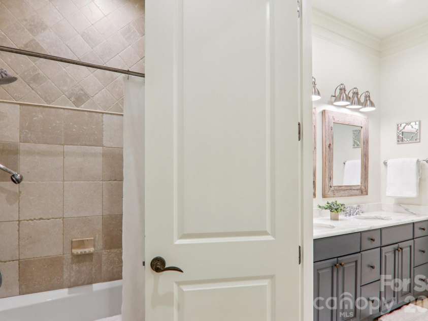 146 Allison Creek Trail, Brevard, NC 28712.  MLS# CAR4323068, YatesRealty ID 6096. 