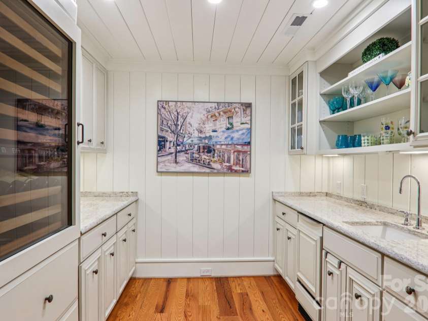 146 Allison Creek Trail, Brevard, NC 28712.  MLS# CAR4323068, YatesRealty ID 6096. 