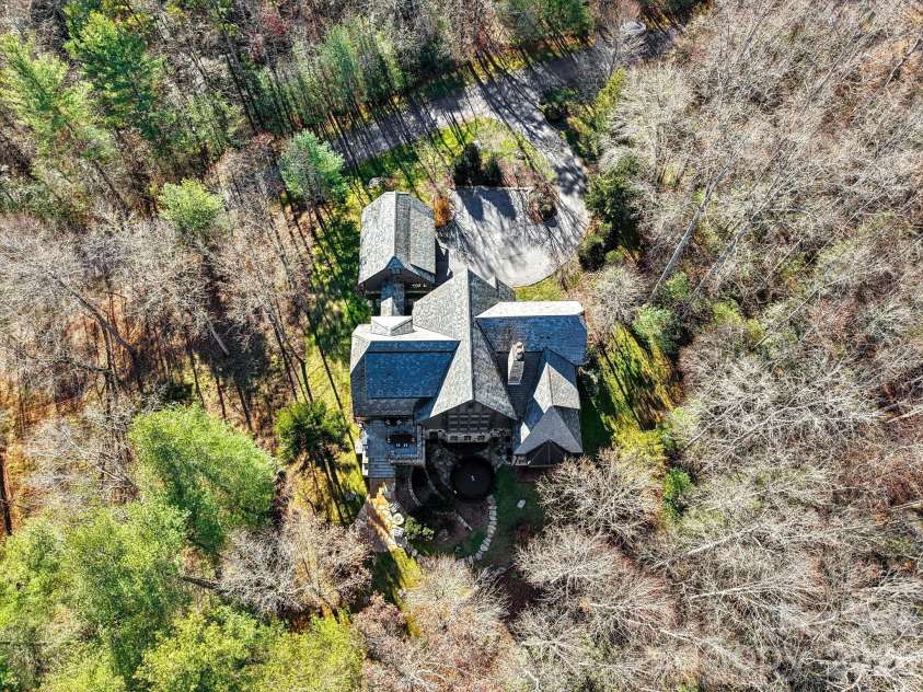 146 Allison Creek Trail, Brevard, NC 28712.  MLS# CAR4323068, YatesRealty ID 6096. 