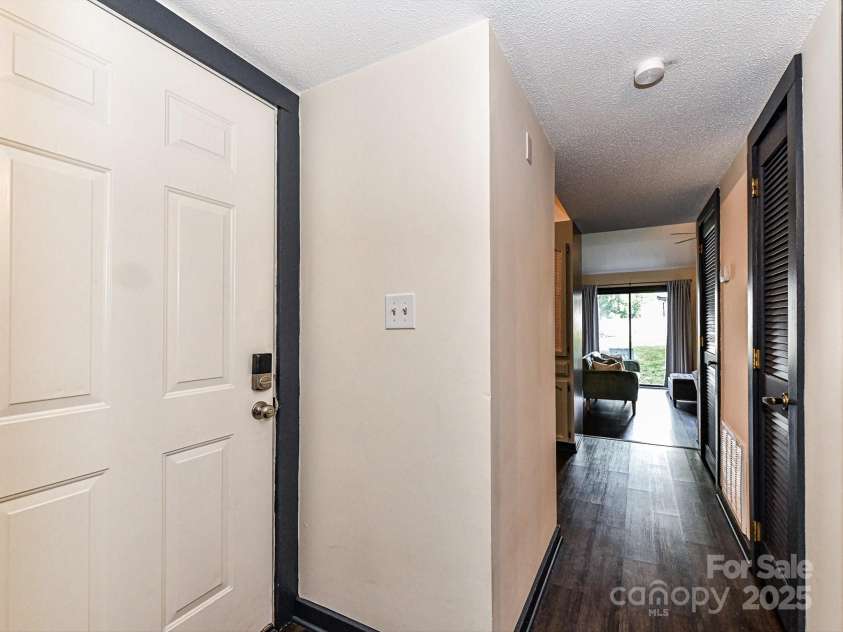100 Willow Run Drive, Gastonia, NC 28056.  MLS# CAR4257346, YatesRealty ID 6099. 