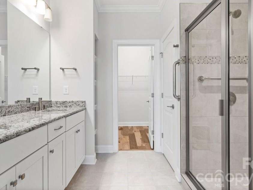 5197 Looking Glass Trail, Denver, NC 28037.  MLS# CAR4358338, YatesRealty ID 6099. 