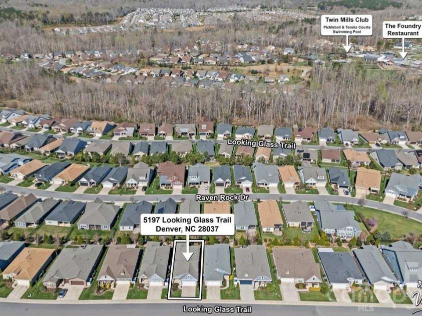 5197 Looking Glass Trail, Denver, NC 28037.  MLS# CAR4358338, YatesRealty ID 6099. 