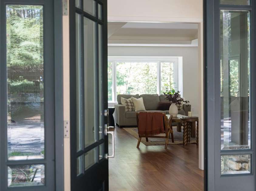 5 Holly Hill Road, Asheville, NC 28803.  MLS# CAR4295070, YatesRealty ID 61. 