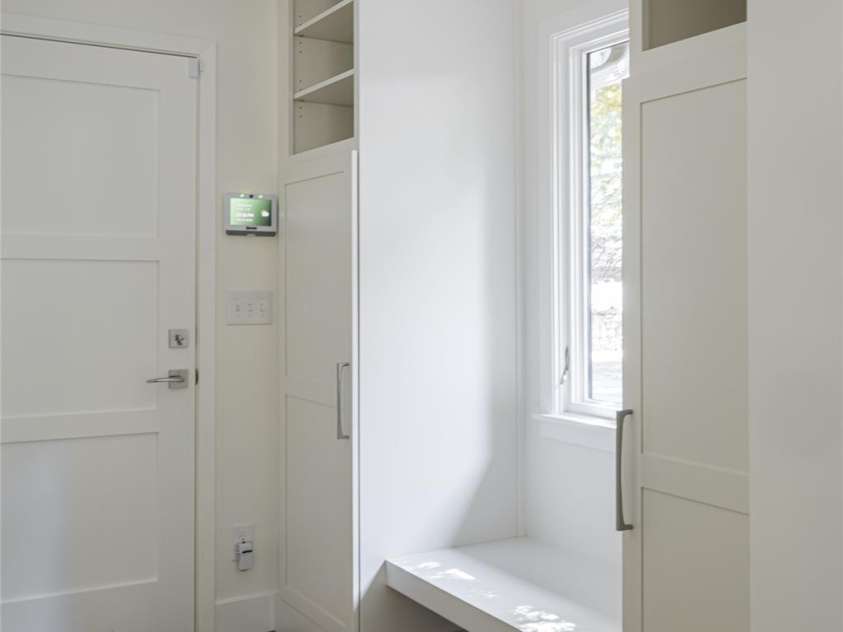 5 Holly Hill Road, Asheville, NC 28803.  MLS# CAR4295070, YatesRealty ID 61. Mudroom