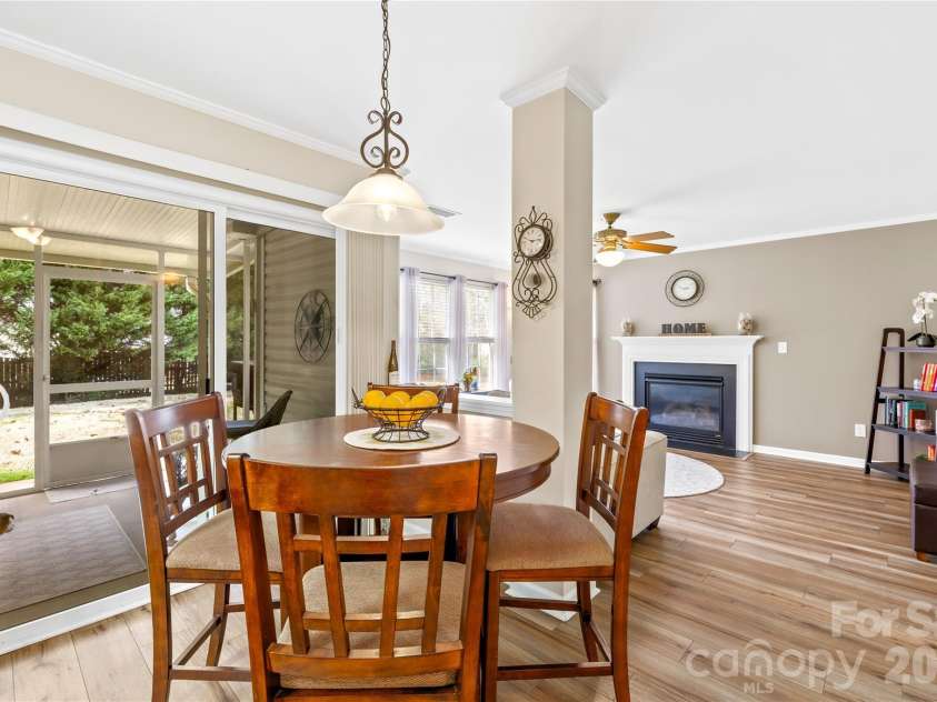 109 Plainview Court, Mooresville, NC 28115.  MLS# CAR4338058, YatesRealty ID 6100. 