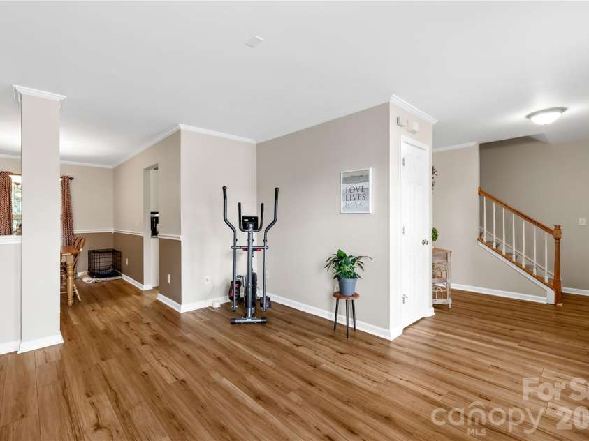 109 Plainview Court, Mooresville, NC 28115.  MLS# CAR4338058, YatesRealty ID 6100. 