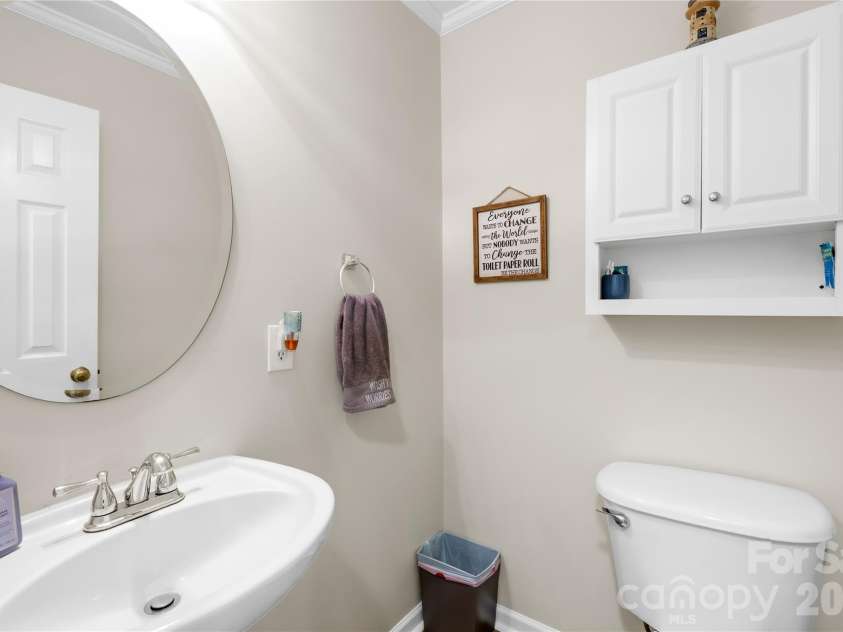 109 Plainview Court, Mooresville, NC 28115.  MLS# CAR4338058, YatesRealty ID 6100. 
