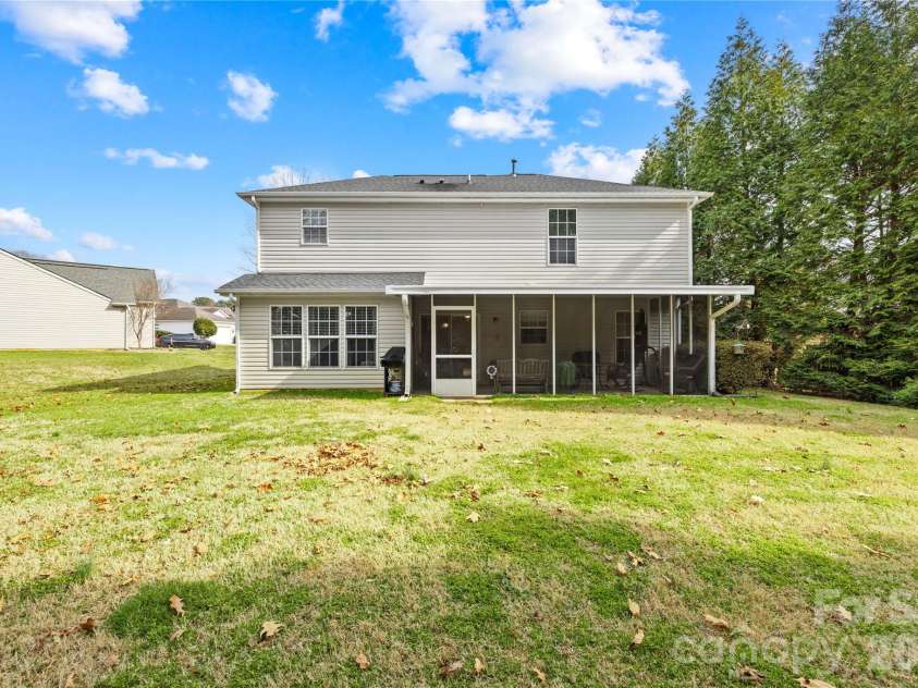 109 Plainview Court, Mooresville, NC 28115.  MLS# CAR4338058, YatesRealty ID 6100. 