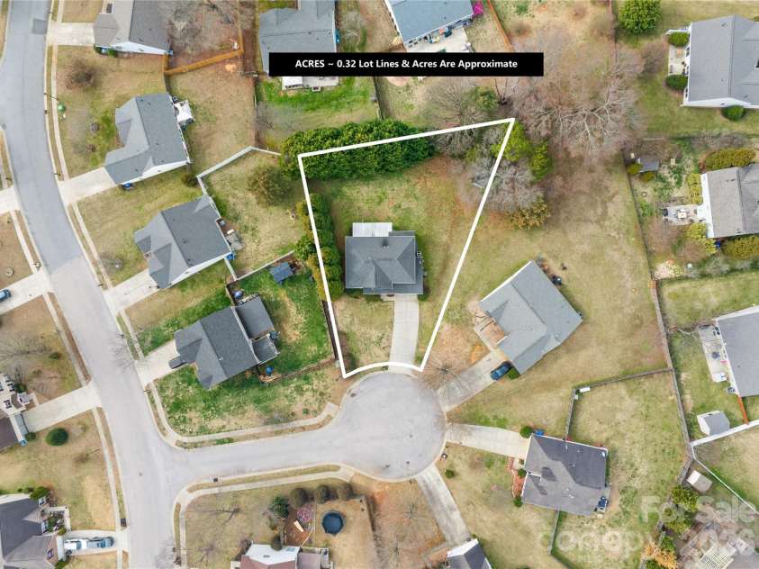 109 Plainview Court, Mooresville, NC 28115.  MLS# CAR4338058, YatesRealty ID 6100. 