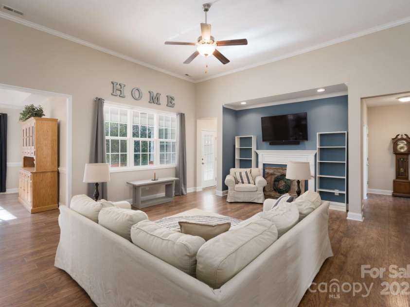 1361 Colwick Lane, Rock Hill, SC 29732.  MLS# CAR4217276, YatesRealty ID 6101. Family Room