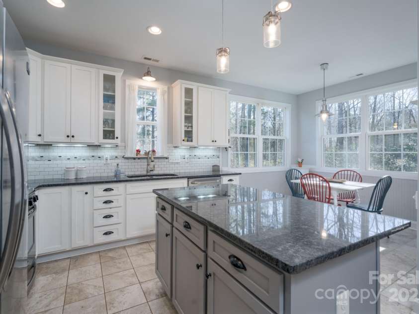 1361 Colwick Lane, Rock Hill, SC 29732.  MLS# CAR4217276, YatesRealty ID 6101. Kitchen