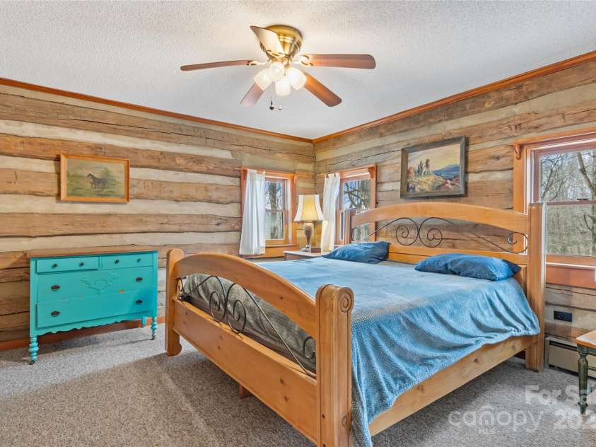 988 English Ridge Lane, Mars Hill, NC 28754.  MLS# CAR4235655, YatesRealty ID 6102. 