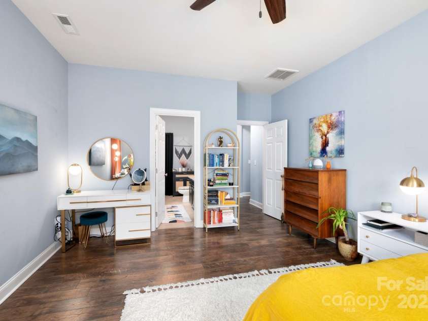 155 Parker Road, Asheville, NC 28805.  MLS# CAR4233111, YatesRealty ID 6104. Retreat Like Setting