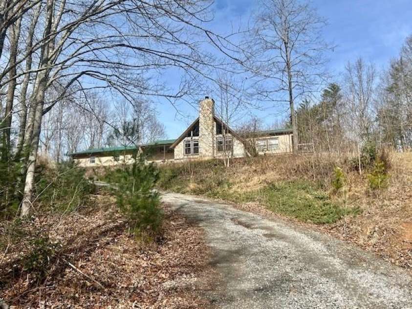 3645 Blue Door School Road, Lenoir, NC 28645.  MLS# CAR4347191, YatesRealty ID 6106. 