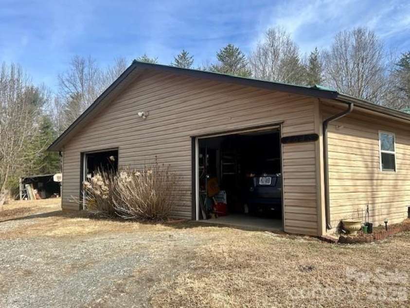 3645 Blue Door School Road, Lenoir, NC 28645.  MLS# CAR4347191, YatesRealty ID 6106. 