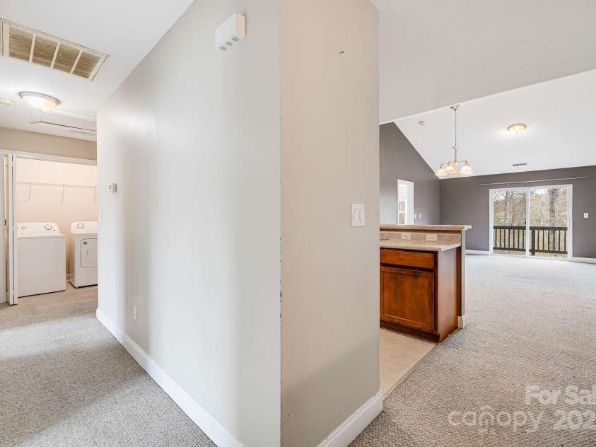 64 Foxden Drive, Fletcher, NC 28732.  MLS# CAR4277862, YatesRealty ID 6106. 