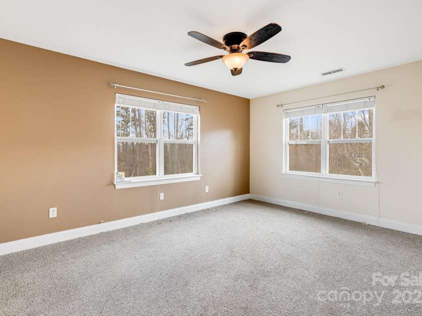 64 Foxden Drive, Fletcher, NC 28732.  MLS# CAR4277862, YatesRealty ID 6106. 