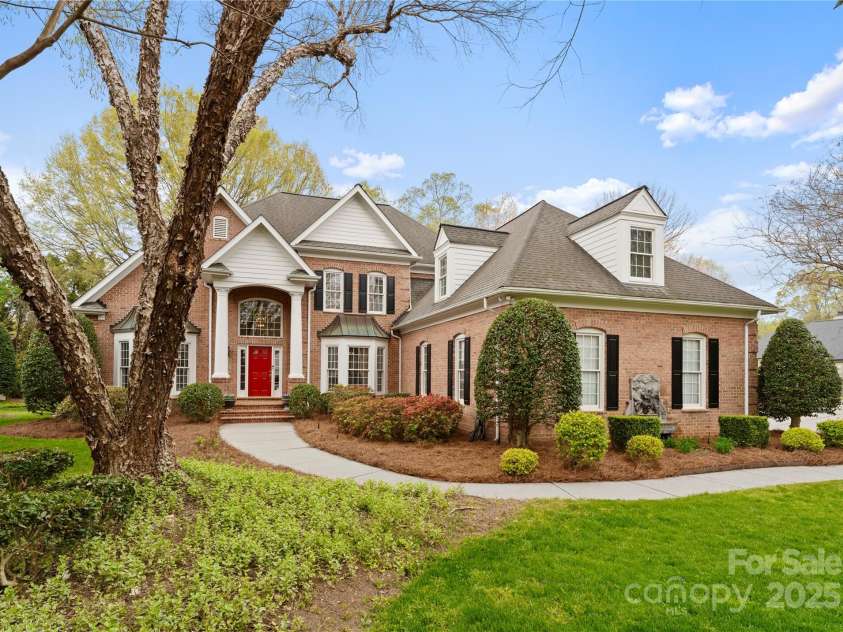 10809 Wicklow Brook Court, Charlotte, NC 28277.  MLS# CAR4241540, YatesRealty ID 6107. 